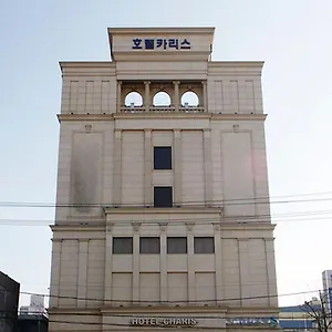 3* 호텔 카리스